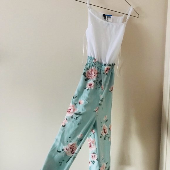 Streetwear Society Floral Jumpsuit Romper - Picture 2 of 4